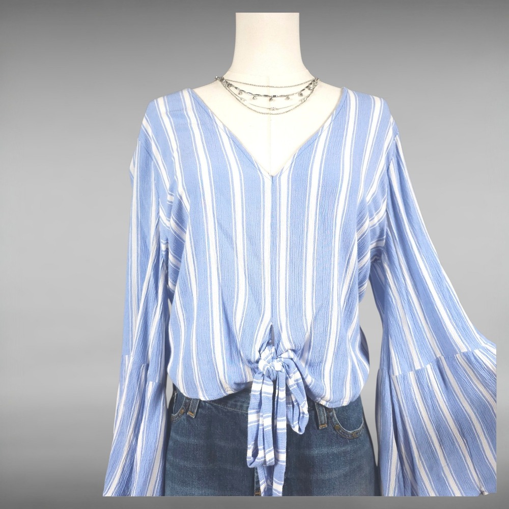 American Eagle Viscose Striped Tie-Front Top Coastal Bell Sleeve Flowy Boho‎ L